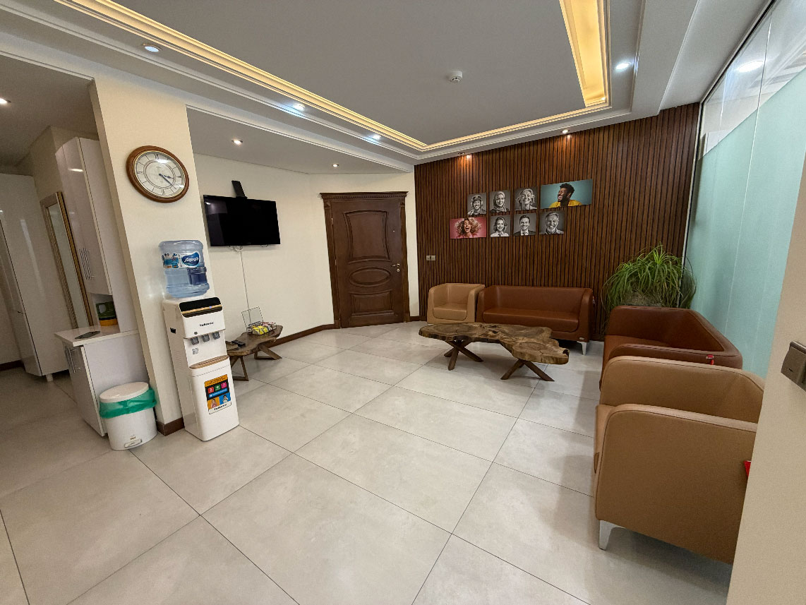 محیط ورودی کلینیک